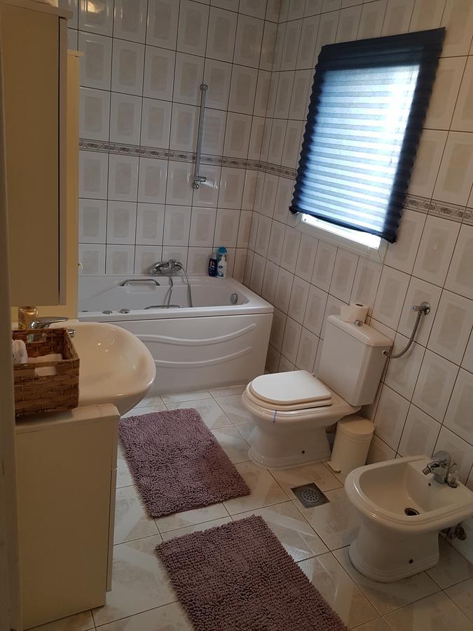 Guest House Kravica Ljubuski Bagian luar foto
