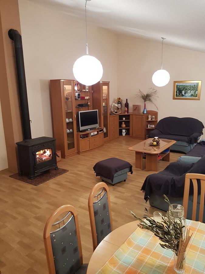 Guest House Kravica Ljubuski Bagian luar foto